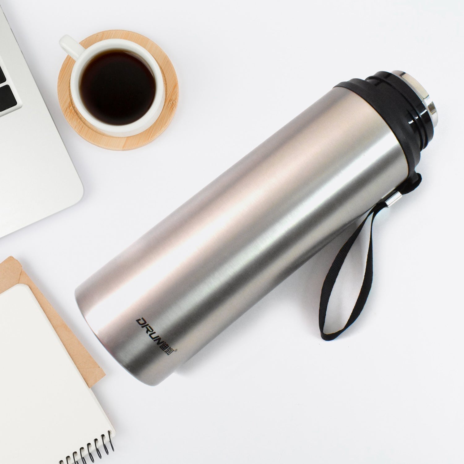 Stainless Steel Vacuum Water Bottle Approx 700ml (1 Pc) Stainless Steel Vacuum Water Bottle Approx 700ml (1 Pc)